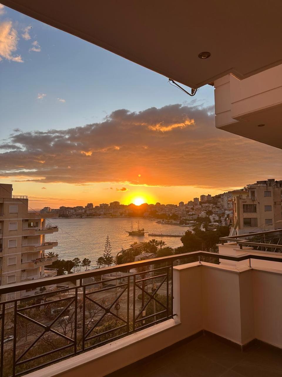 Ferienwohnung Vista Mozzafiato Sarandë Exterior foto